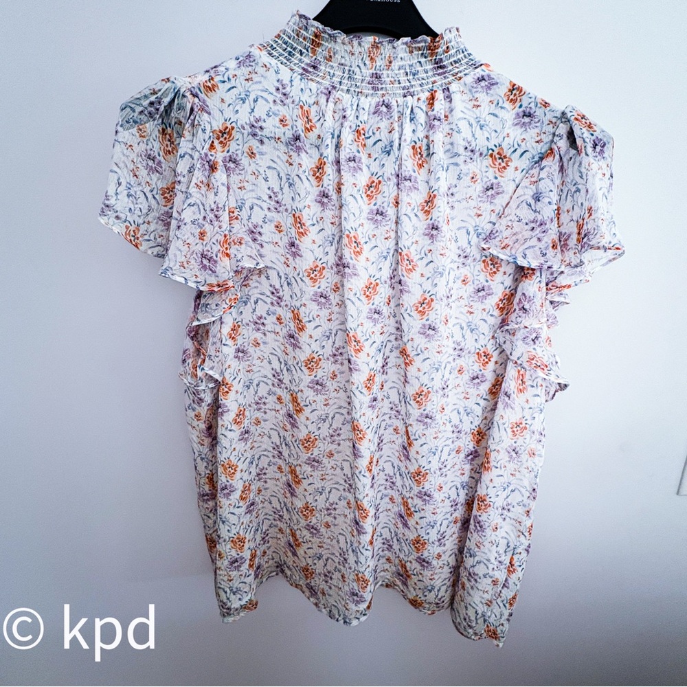1.STATE 2X Floral Smocked Neck Blouse – Ruffle Sleeve Lightweight Lined Top